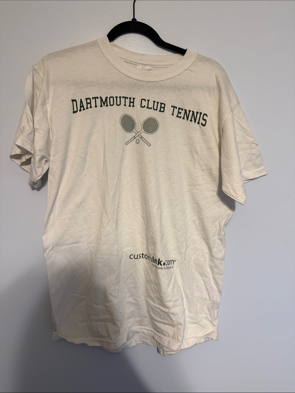 Gildan Cream T‑Shirt with Navy Logo Tag